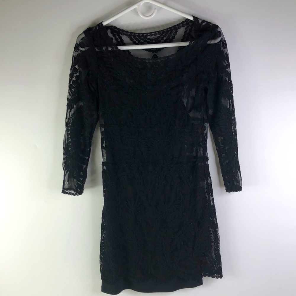 Women’s Express lace dress XS